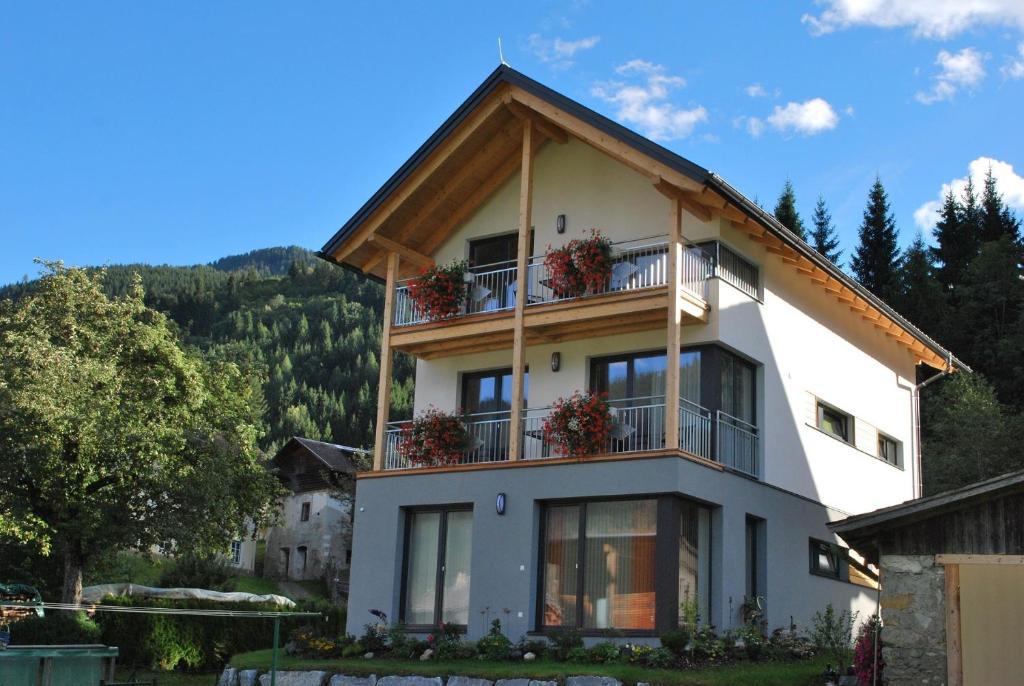Ferienwohnungen Mitterer Weissensee Room photo