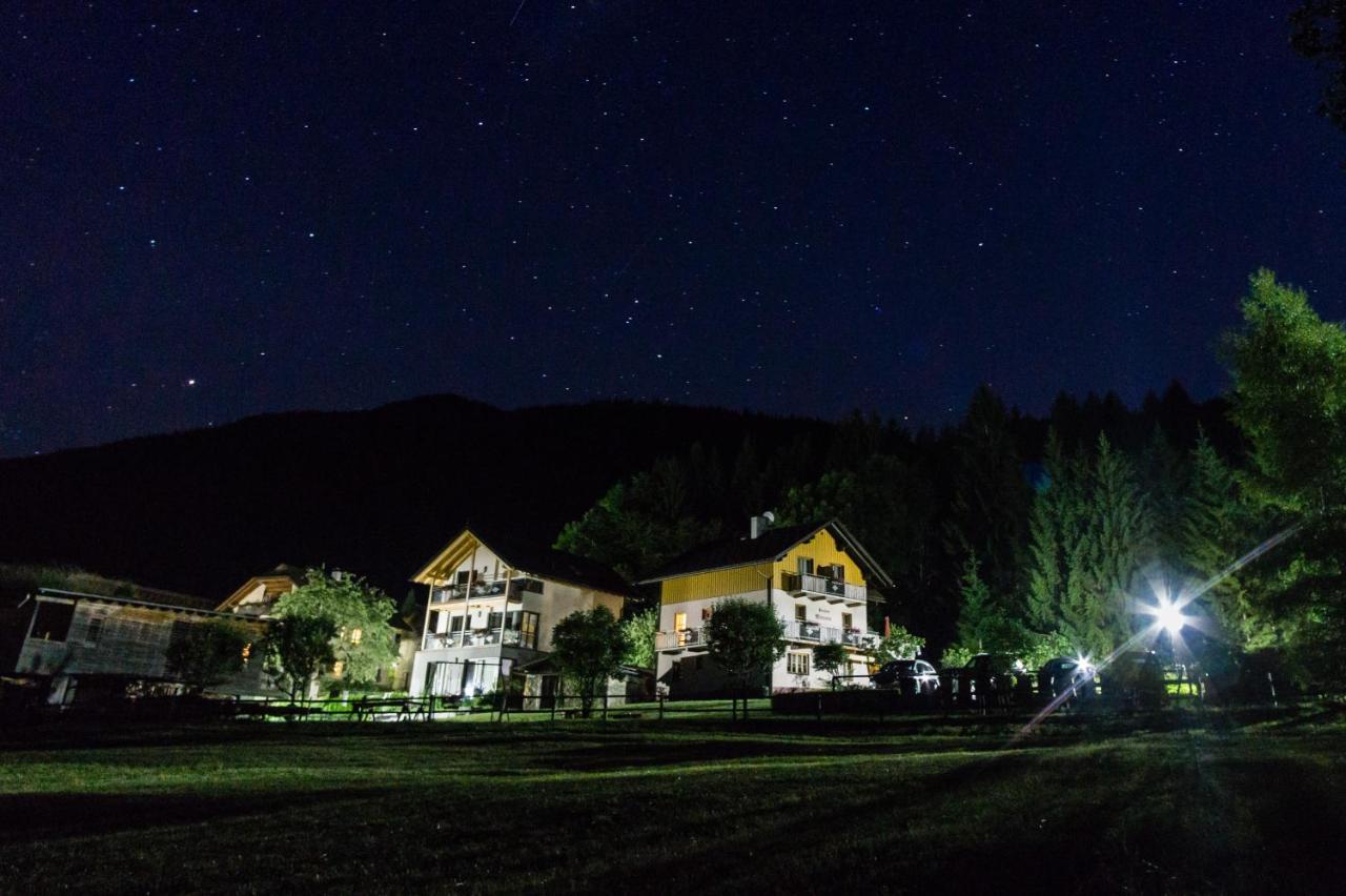 Ferienwohnungen Mitterer Weissensee Exterior photo